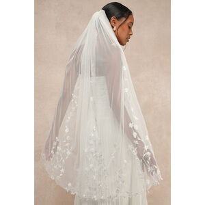 Lulus White Embroidered Floral Veil - Size One Size. Brand new. Never worn.